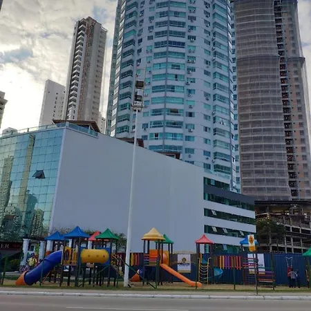 Loft Com Garagem E Piscina Predio Frente Mar Apartment Balneario Camboriu Exterior photo