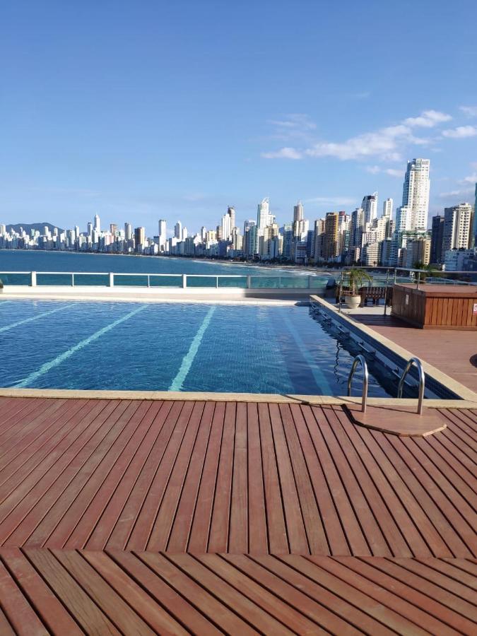 Apartment Loft Com Garagem E Piscina Predio Frente Mar Balneario Camboriu