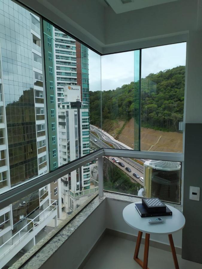 Apartment Loft Com Garagem E Piscina Predio Frente Mar Balneario Camboriu