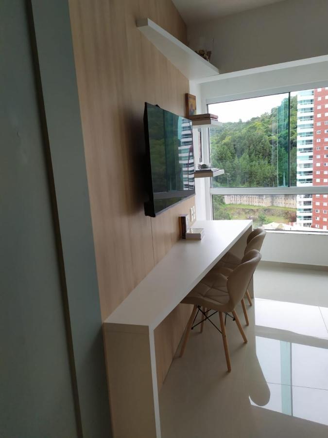 Loft Com Garagem E Piscina Predio Frente Mar